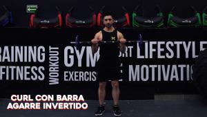 CURL CON BARRA AGARRE INVERTIDO - ejercicios.com